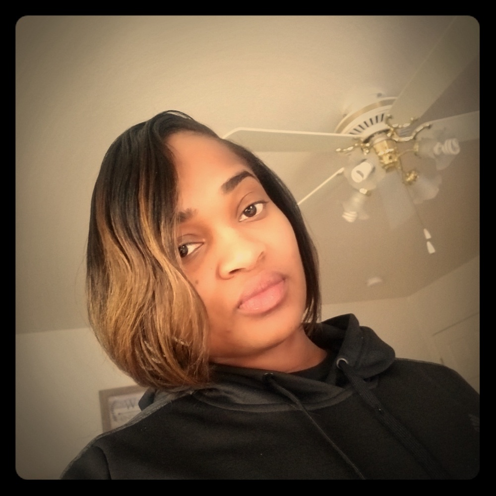 Meet your Posher, Renee